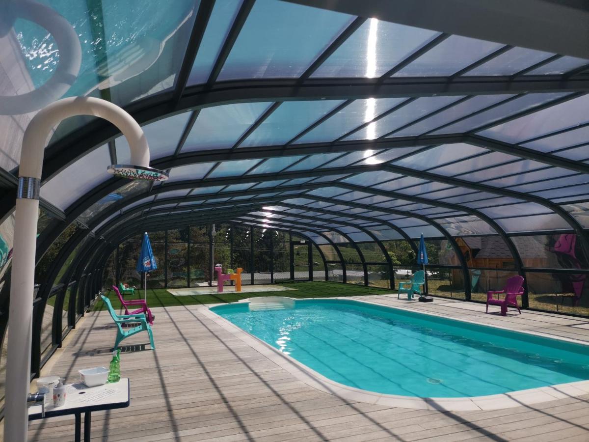 Camping " Le Grun De Chignore" Vollore-Ville Екстериор снимка
